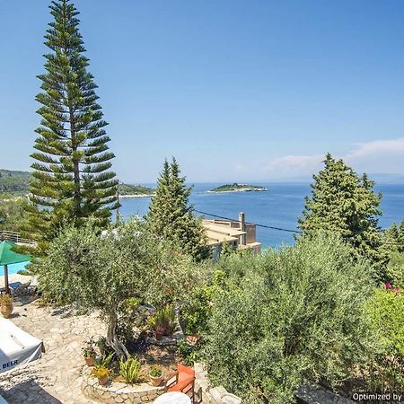 Christos Apartments & Studios Paxos Екстер'єр фото