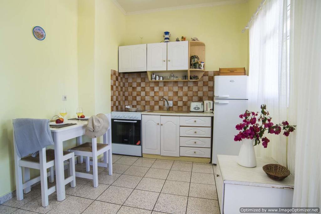 Christos Apartments & Studios Paxos Екстер'єр фото